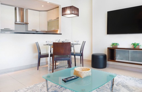 Jumeirah Lake Towers Apartment | Premium Apartment in the Heart of JLT