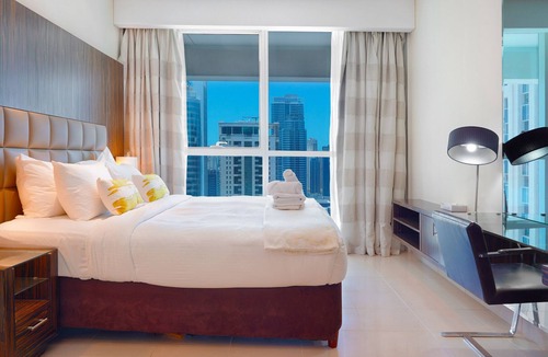 Jumeirah Lake Towers Apartment | Premium Apartment in the Heart of JLT