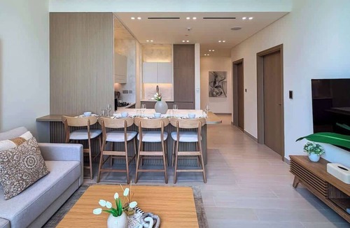 Jumeirah Village Circle Apartment | Premium Stay Binghatti Phantom 1BR | Private Pool
