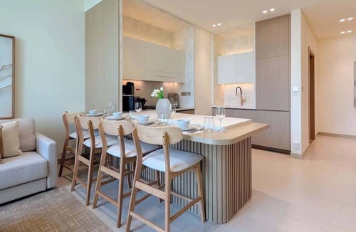 Jumeirah Village Circle Apartment | Premium Stay Binghatti Phantom 1BR | Private Pool