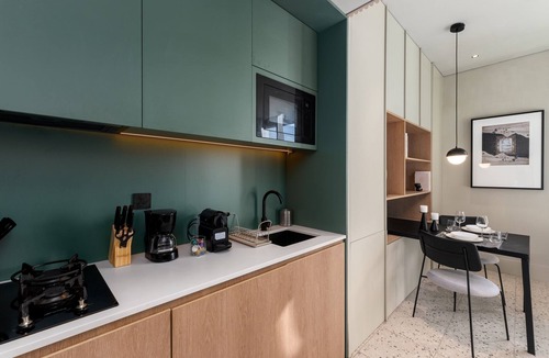 Business Bay House | Prime Studio w/Burj Views Near Downtown and Canal