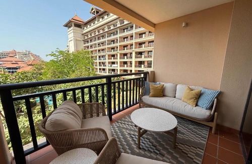 Palm Jumeirah Apartment | Reimagined 3BR Apartment in 5-star Resort