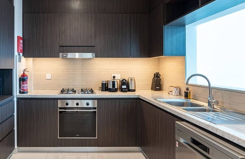Bur Dubai Apartment | Serene Retreats | Downtown Views 1 | Burj View