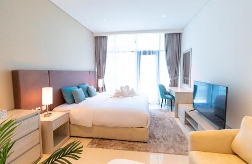 Palm Jumeirah Apartment | Seven Palm Studio - Direct Beach Access- Rooftop Infinity Pool