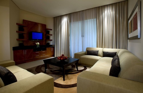 Al Maqta Hotel | Shangri-La Hotel Apartments Qaryat Al Beri