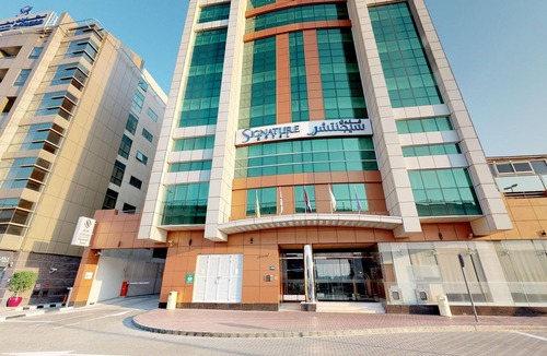 Al Barsha 1 Hotel | Sig Al Barsha | Deluxe Room | Sheikh Zayed Rd, On-site Nightclubs, Salon