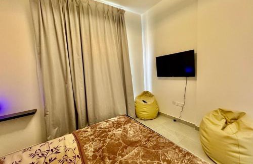 Bur Dubai Apartment | Spacious unit with a terrace
