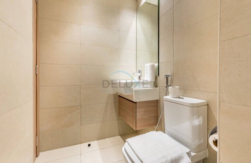 Nad Al Sheba Apartment | Studio Near Meydan Racecourse, Minutes to Downtown, Azizi Riviera 47 by Deluxe Holiday Homes