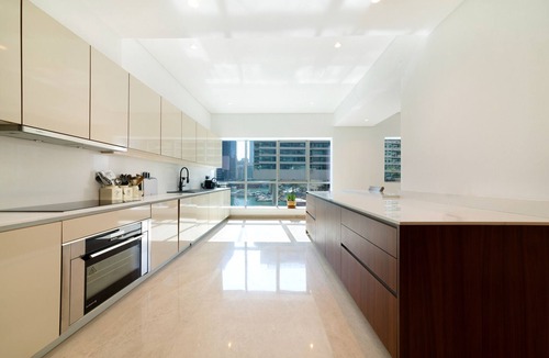 Dubai Marina Villa | Stunning 3-Floor Villa w/Kids Room & Rooftop Terrace over Dubai Marina