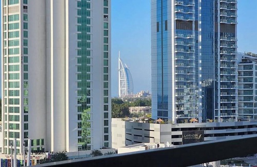 Al Sufouh 1 Apartment | Stylish Al Sufouh Apartment W Pool & Gym Access