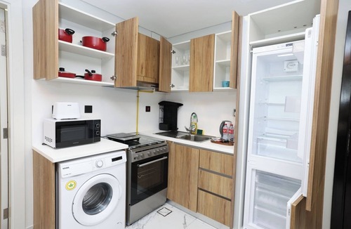 Abu Dhabi Apartment | Stylish Jr. 1BR on Maryah Island near Cleveland