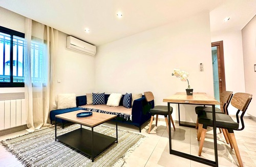 Les Berges du Lac Apartment | Sunset 101 brand new apt with gym in Lac 1