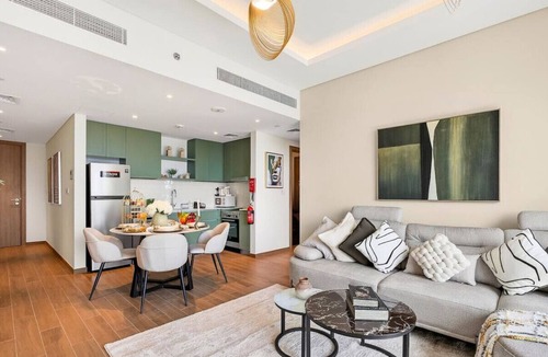 Al Wasl Apartment | Sunset Burj Views| Premium 1BR in City Walk Hub