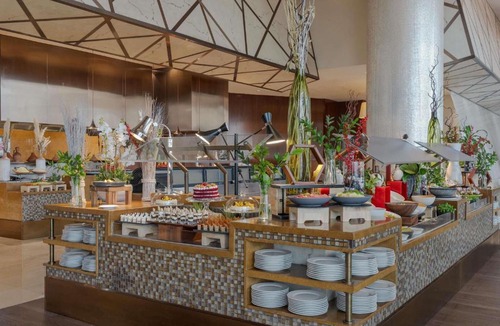 Al Muraqqabat Hotel | Swissôtel Al Ghurair Dubai