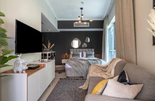 Jumeirah Beach Residence Apartment | The Smart Concierge - Bay Central