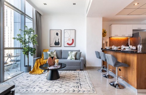 Jumeirah Beach Residence Apartment | The Smart Concierge - Bay Central