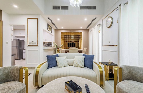 Dubai Apartment | The Urban Retreat Elegant 3BR Townhouse