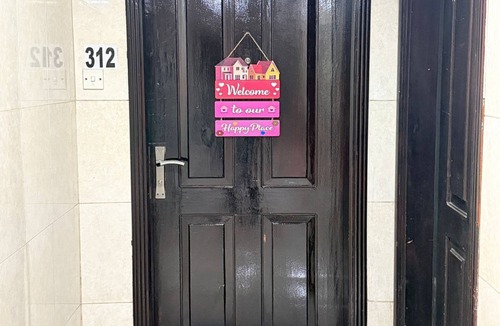 Al Nahda Apartment | TIDY Premium Hostel Male&Female Al Nahda Sharjah Upper bed