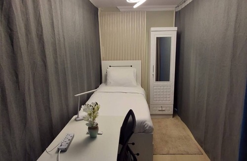Dubai Marina Hostel | Time Place Tower