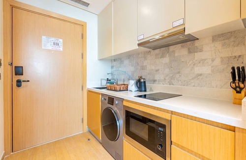 Jumeirah Village Triangle Apartment | Top-Floor Studio Near a Park and Just Minutes by Car from the Mall