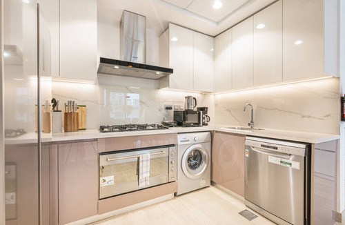 Nad Al Sheba Apartment | Urban Family Home minutes from Downtown