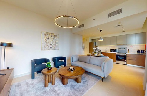 Dubai Apartment | Vacationer Holiday Homes I 1 Bright Bedroom l Peaceful Community l Dubai Creek Harbour