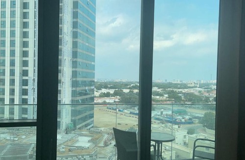 Bur Dubai Apartment | Views Downtown Dubai