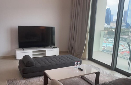 Bur Dubai Apartment | Views Downtown Dubai