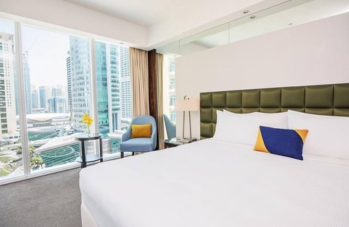Jumeirah Lake Towers Hotel | voco Bonnington | Deluxe Room | Pool, Sauna + Steam, Dubai Marina Minutes