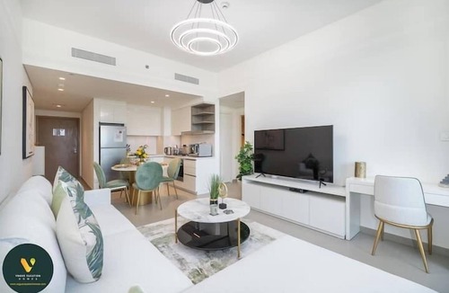 Za'abeel 2 Apartment | Vogue | Downtown with Direct Access to Dubai Mall