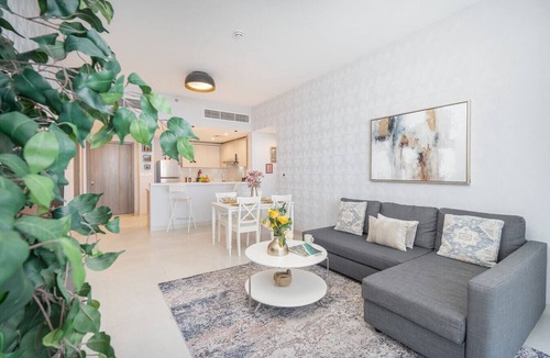 Bur Dubai Apartment | Vogue Stunning Dubai Frame and Park Views 30th Floor with balcony Walkable to Metro