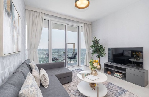 Bur Dubai Apartment | Vogue Stunning Dubai Frame and Park Views 30th Floor with balcony Walkable to Metro