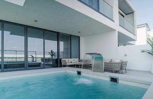 Dubai Villa | Waterfront Ajmal Makan Villa w/Private Pool
