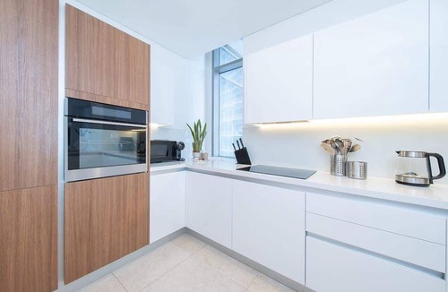 Dubai Maritime City Apartment | Waterfront Luxe Apt w/Sea Views & Pool Access