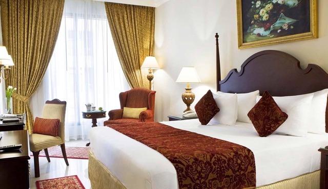 1BR Sky Apt | Mercure BH | Metro Facing, Pool + Kids Club | 2 Units