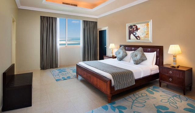 Al Hamra Village Hotel