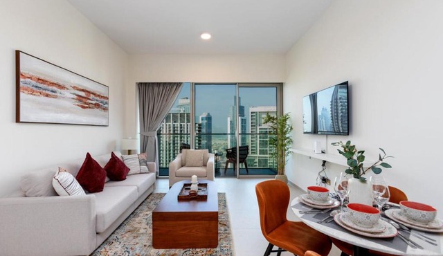 Allsopp & Allsopp - Stylish 1-Bedroom Apartment in Grande Residences, Downtown
