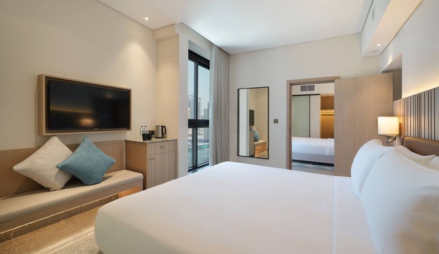 Arabian Park Dubai, an Edge by Rotana Hotel
