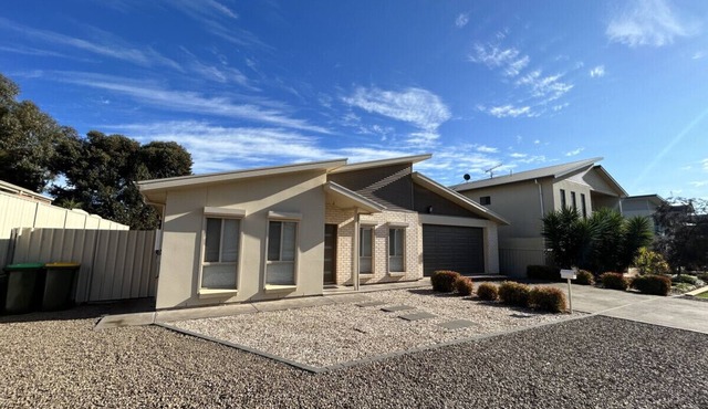 Atlantis - Spacious Coastal Home in Port Hughes in Port Hughes