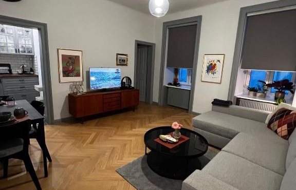 Authentic Viennese Living in Wien