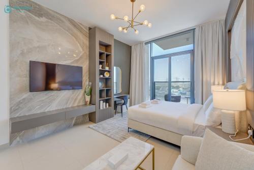 Bright & Luxury Studio with Balcony in Al Furjan