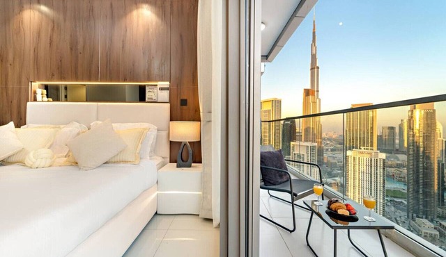 Burj & Sea Views |Luxury 2BR| 5-Star Amenities