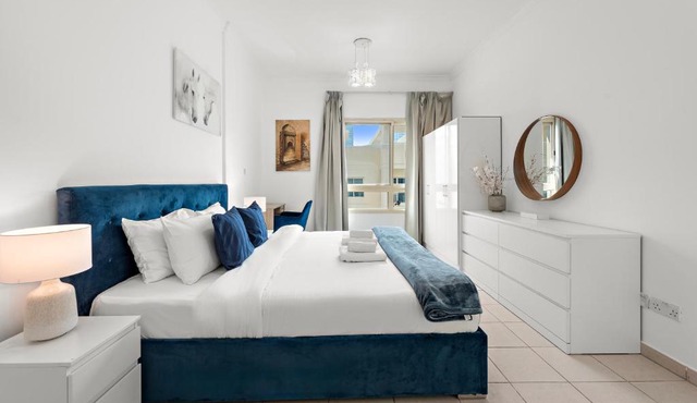 Charming 1BR in The Greens, Near Metro