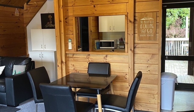 Chill cabin with outside spa in Ohakune
