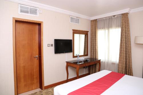 City Plaza Hotel