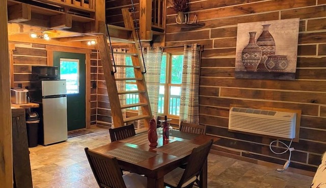 Contemporary Glamping with Native American Appeal! in Anna