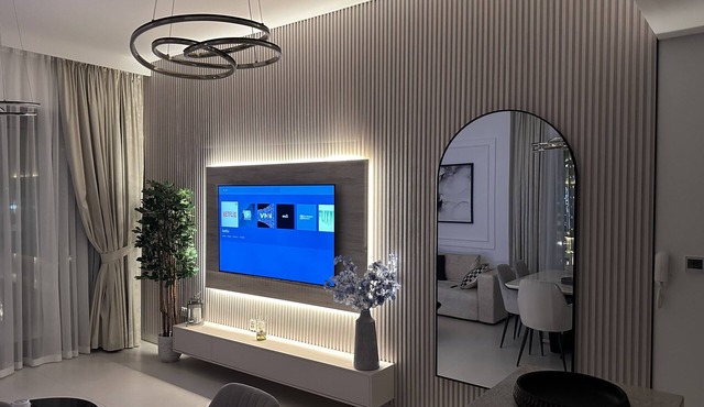 Cozy 2-bedroom apartment with WiFi, AC in beautiful Dubai