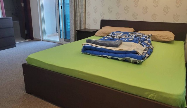 Cozy apartment in Ajman with big balcony, WiFi, AC