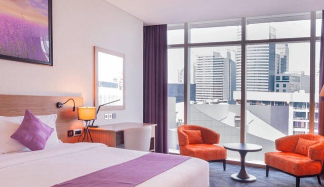 Deluxe Burj View | Park Regis BB | Burj Khalifa Views, Pool + Spa, 4-Star
