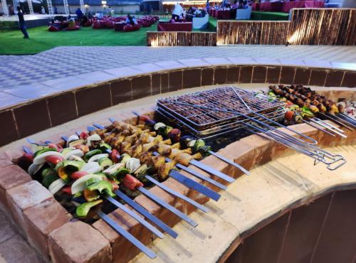Desert Safari Dubai with BBQ Dinner